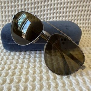 Gucci Silver and Black Aviator Sunglasses